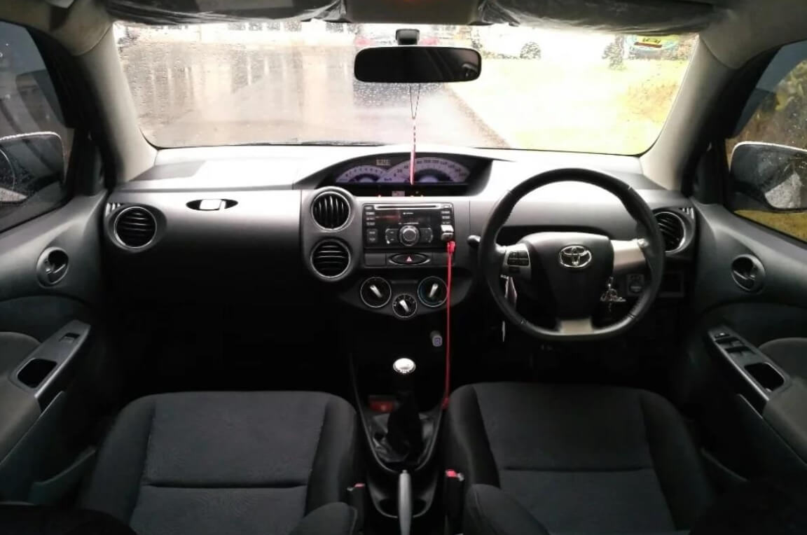 Modifikasi Interior Toyota Etios Valcos