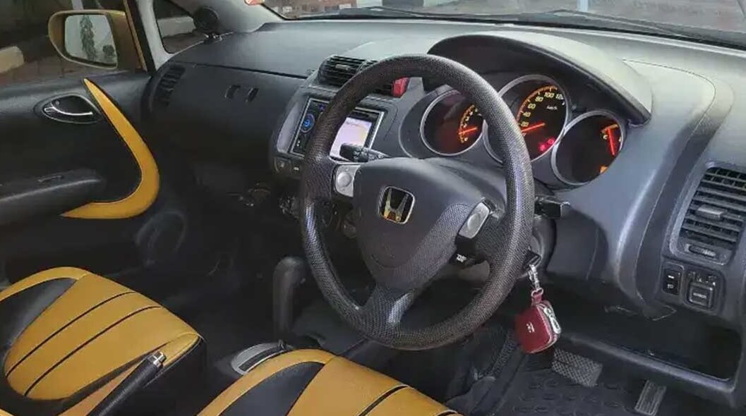 Modifikasi Interior Honda Jazz GD3 I-DSI