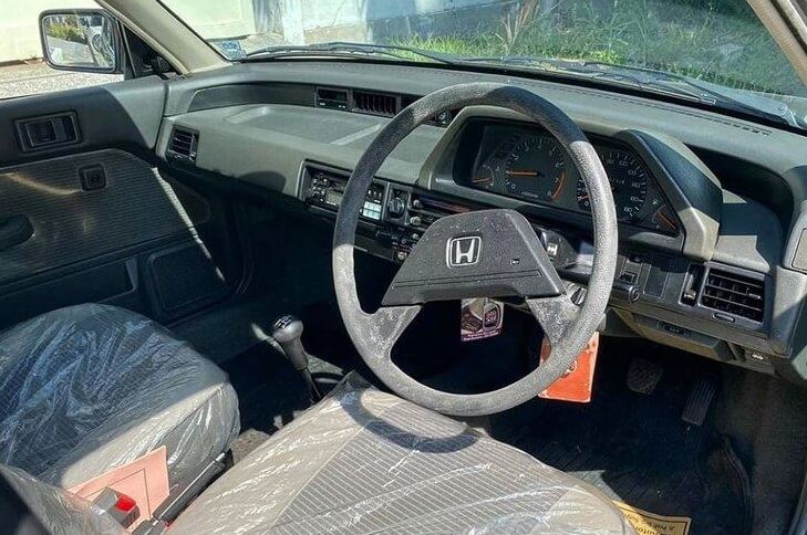 Interior Honda Civic Wonder SB4