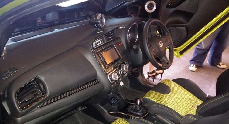 Modifikasi Interior Honda All New Jazz GK5